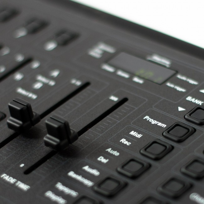 Фото American DJ DMX Operator I