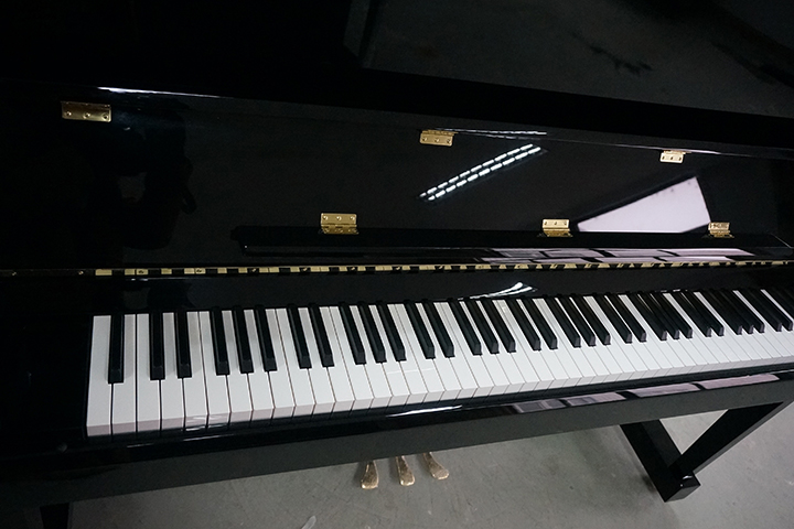 Фото Пианино Middleford UP-125E