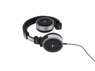 Фото AKG K67 TIESTO закрытые DJ наушники 18-22000Гц, 32 Ома