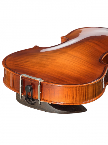 Фото ANDREW FUCHS L-2 1/2