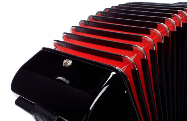 Фото HOHNER The New Bravo III 120 black 