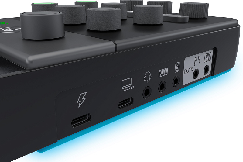 Фото Стриминговый звуковой микшер MACKIE MixCaster Live