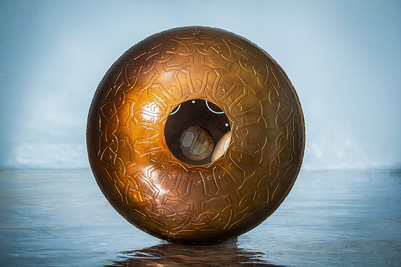 Фото KSY.35.C.e3 Глюкофон 35см, гравировка «Компас», полукруглые лепестки, Ля-минор, Kosmosky