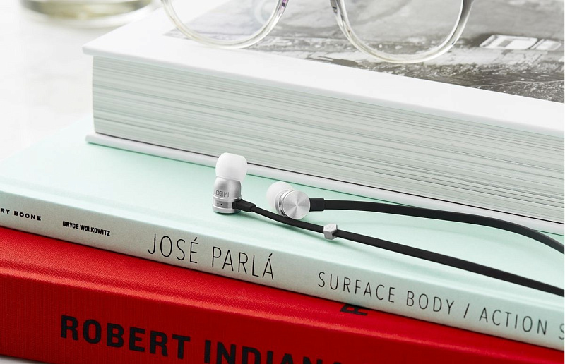 Фото MASTER&DYNAMIC ME01G-A