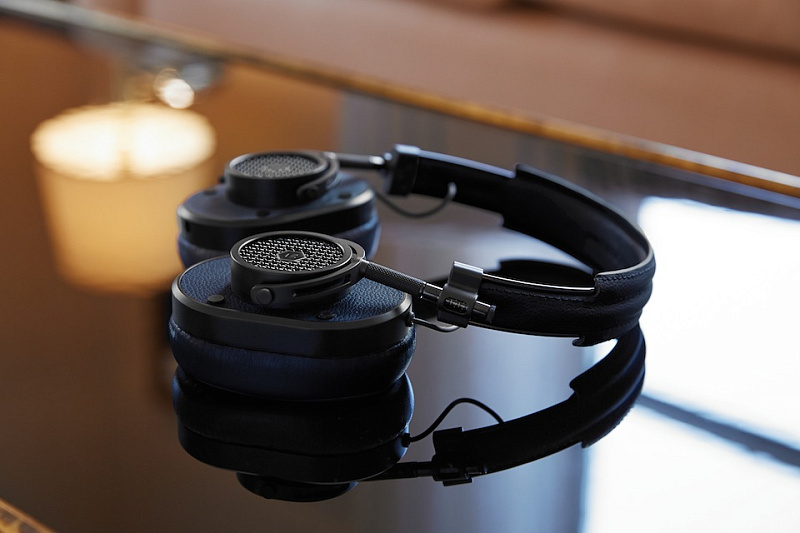 Фото MASTER&DYNAMIC MH40B4