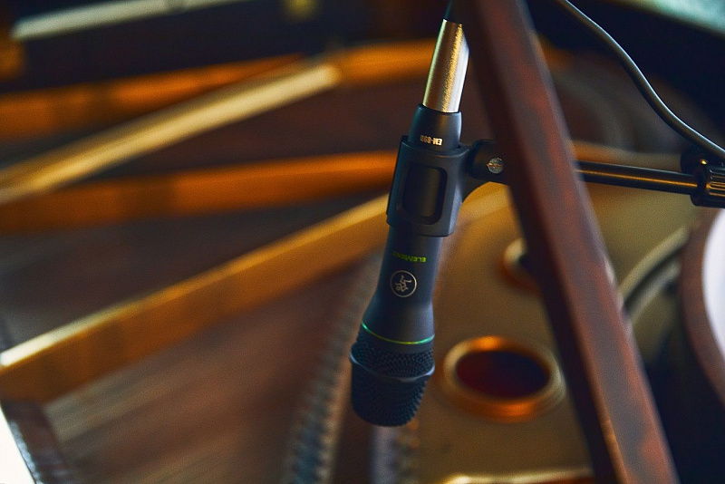 Фото MACKIE EM-89D