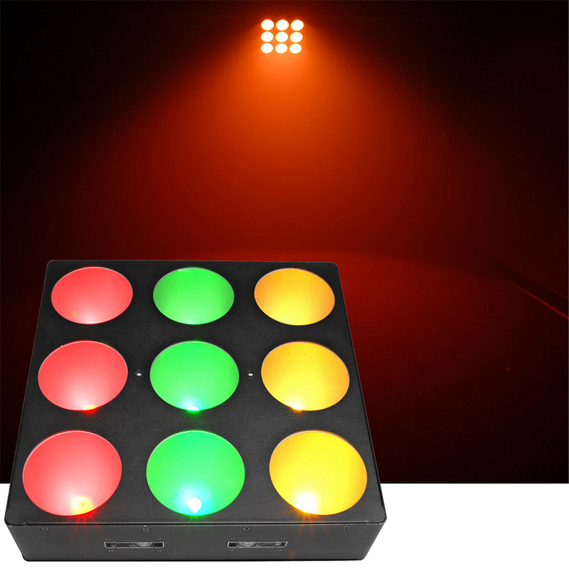 Фото CHAUVET Core 3x3 Светодиодный блендер