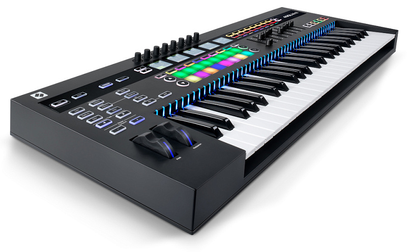 Фото NOVATION 49 SL MK III